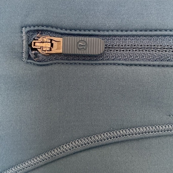 Lululemon Flurry Up High Rise Jogger Pants in Petrol Blue, Size 2 - Picture 11 of 12